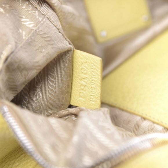 Prada Satchel. - Picture 5 of 12